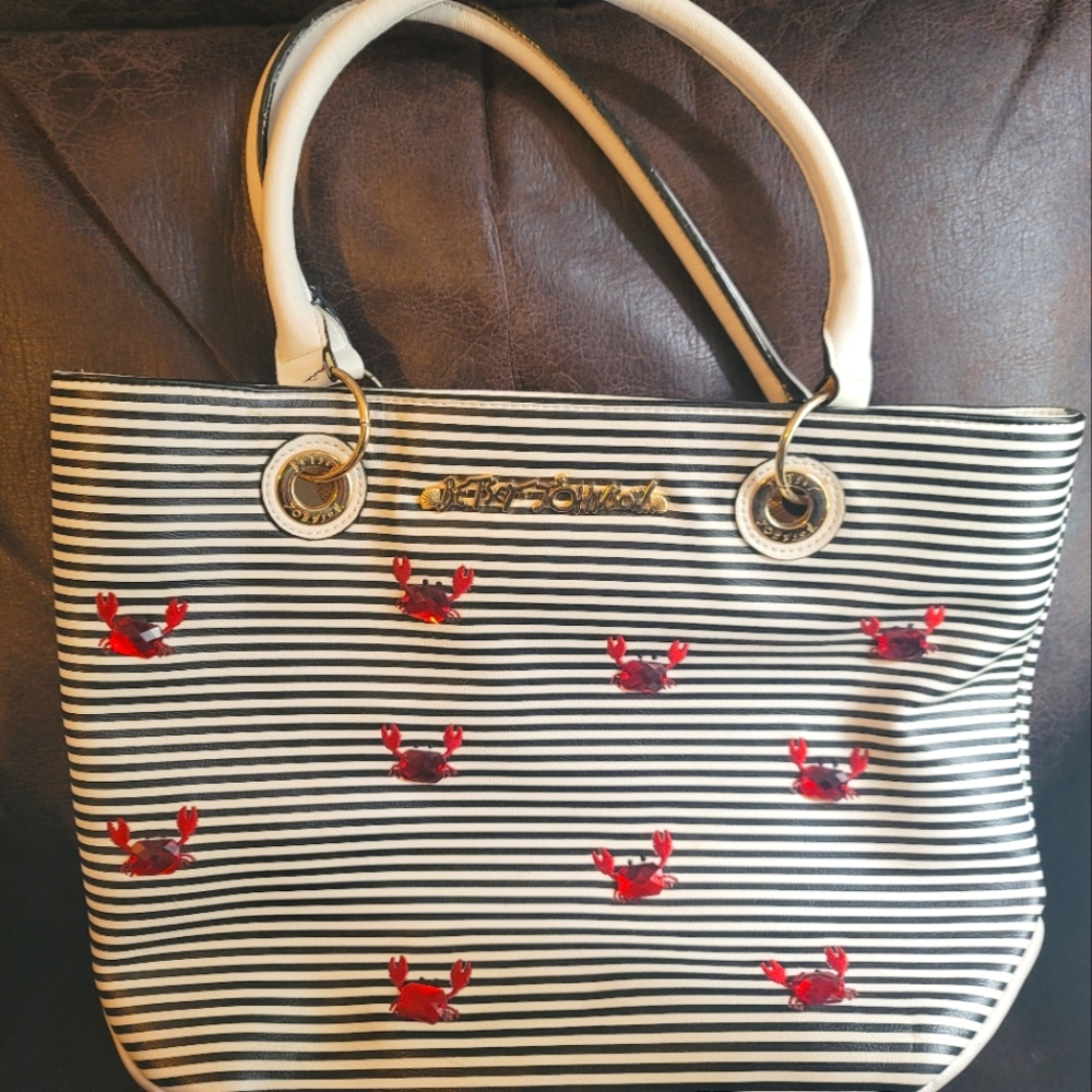 Betsy Jhonson purse